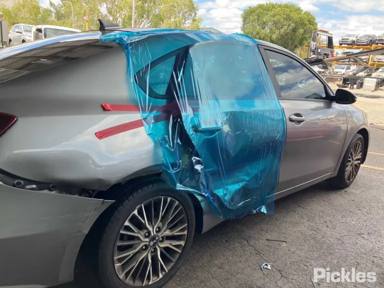 2021 Kia Cerato Damaged VIN KNAF241CMN5125086 – photo 16