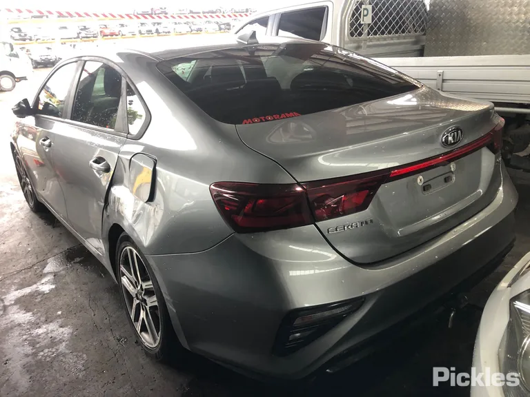 2018 Kia Cerato Used VIN KNAF341CMK5024869 – photo 11