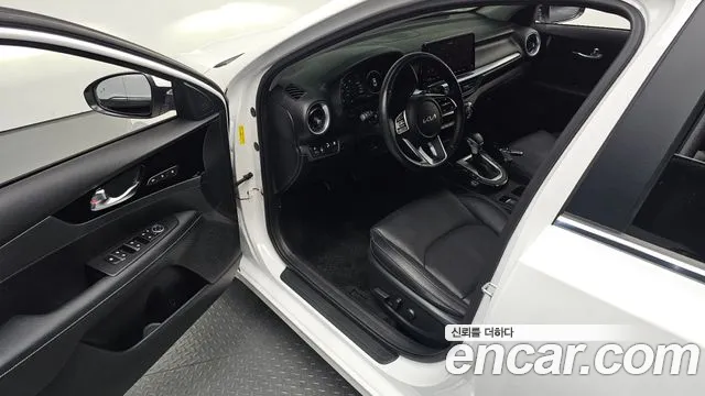 2023 Kia The New K3 2nd Gen 1.6 Sold VIN KNAF541BEPA953628 – interior seats