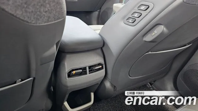 2025 Kia EV3 Long Range 2WD Sold VIN KNAFC81AFSS007571 – photo 18