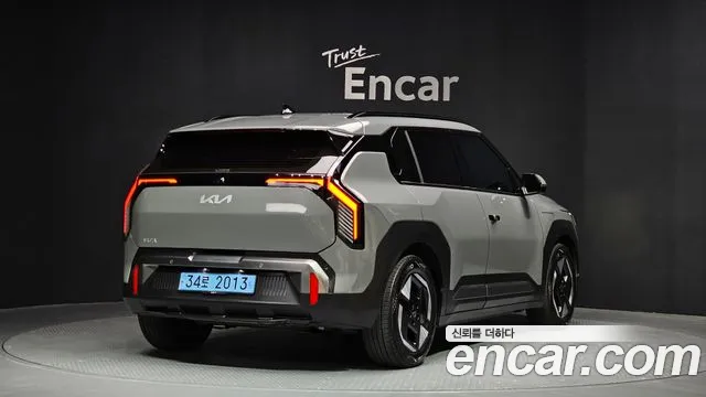 2025 Kia EV3 Long Range 2WD Sold VIN KNAFC81AFSS011459 – undercarriage