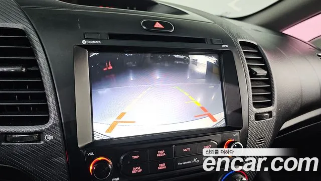 2017 Kia The New K3 Trendy Sold VIN KNAFK412BHA975188 – interior seats