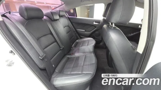 2017 Kia The New K3 Trendy Sold VIN KNAFK412BHA977772 – front exterior