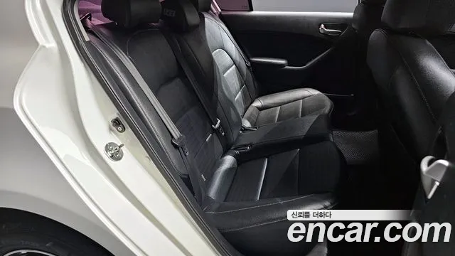 2018 Kia The New K3 Trendy Sold VIN KNAFK412BJA795531 – photo 14 2018 Kia The New K3 Trendy Sold VIN KNAFK412BJA795531 – photo 14