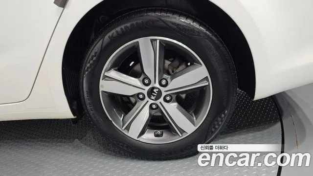 2018 Kia The New K3 Trendy Sold VIN KNAFK412BJA993852 – interior seats