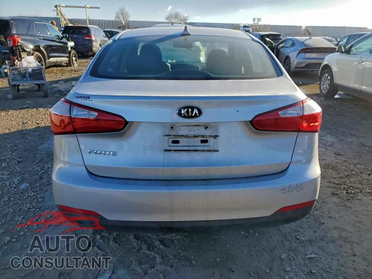 2016 KIA FORTE Damaged VIN KNAFK4A68G5532864 – engine bay