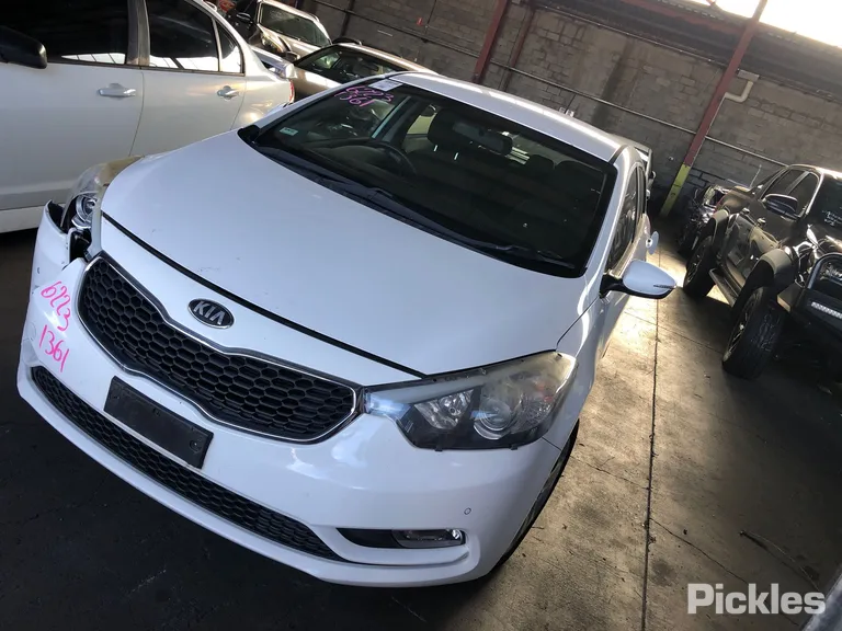 2013 Kia Cerato Used VIN KNAFK516ME5122817 – photo 11