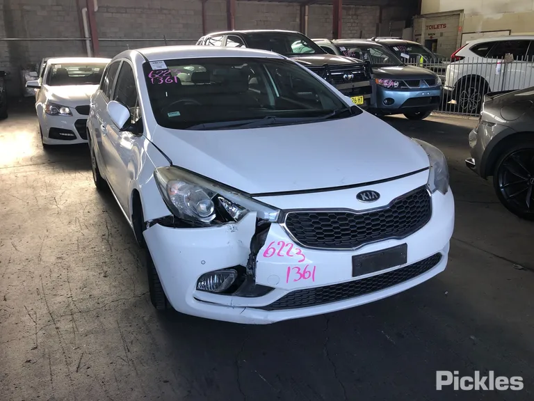 2013 Kia Cerato Used VIN KNAFK516ME5122817 – photo 17