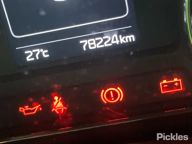 2017 Kia Cerato Used VIN KNAFK517MJ5754296 – dashboard