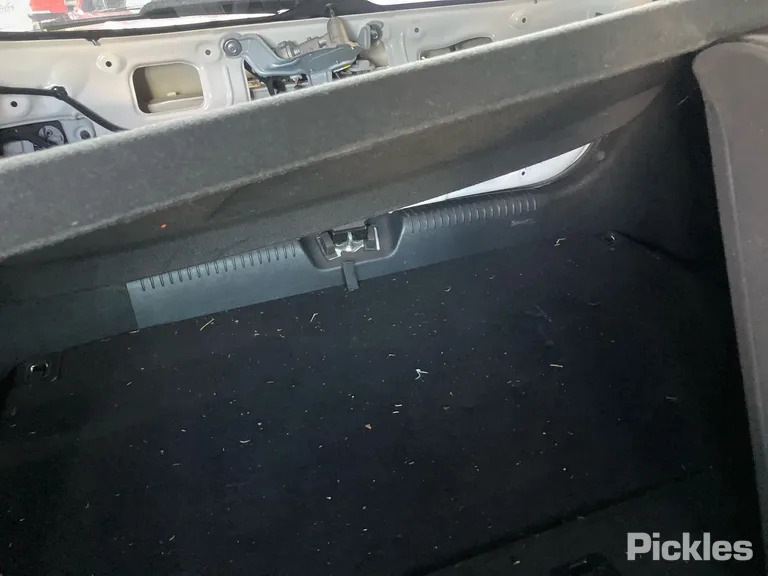 2017 Kia Cerato Used VIN KNAFK517MJ5754296 – photo 27