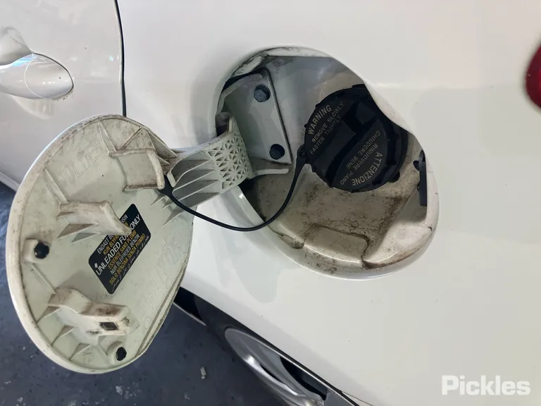 2017 Kia Cerato Used VIN KNAFK517MJ5754296 – photo 32