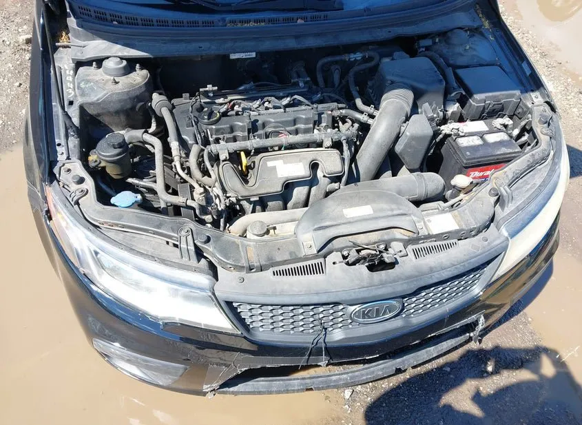 2011 KIA Forte Used VIN KNAFU6A24B5355032 – engine bay