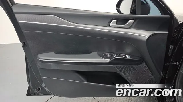 2023 Kia K5 3rd Gen 2.0 Sold VIN KNAG141ABPA231810 – interior seats