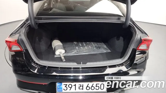 2021 Kia K5 3rd Gen 2.0 Sold VIN KNAG241ABMA127922 – interior seats 2021 Kia K5 3rd Gen 2.0 Sold VIN KNAG241ABMA127922 – interior seats