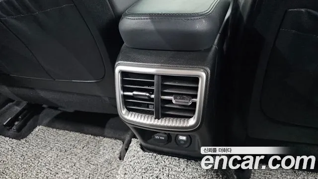 2022 Kia K5 3rd Gen 2.0 Sold VIN KNAG241ABNA190407 – interior seats 2022 Kia K5 3rd Gen 2.0 Sold VIN KNAG241ABNA190407 – interior seats