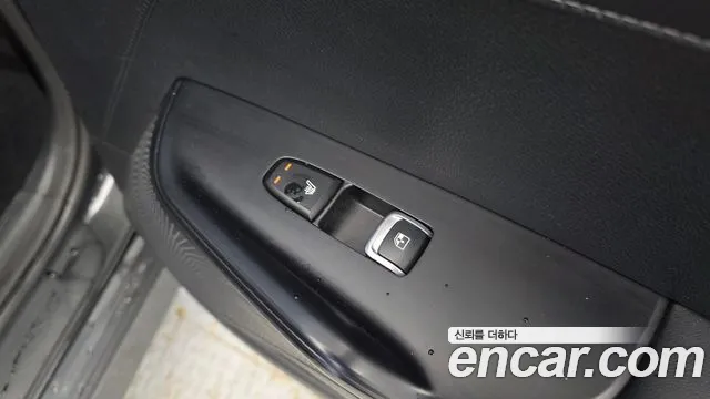 2022 Kia K5 3rd Gen 2.0 Sold VIN KNAG241ABNA200090 – interior seats