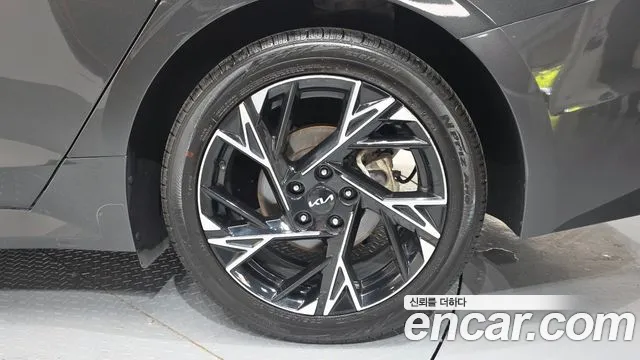 2024 Kia The New K5 3rd Gen 2.0 Sold VIN KNAG241ABRA258057 – trunk area