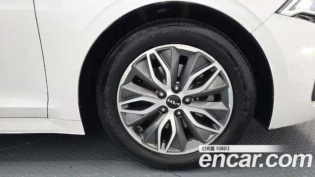 2022 Kia K5 Hybrid 3rd Gen Prestige VIN KNAG241JBNA023210