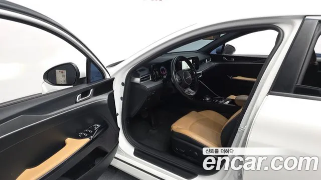 2022 Kia K5 Hybrid 3rd Gen Prestige Sold VIN KNAG241JBNA023210 – odometer reading