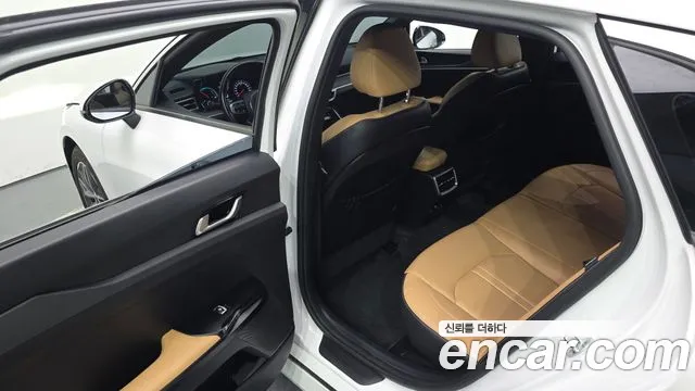 2023 Kia K5 Hybrid 3rd Gen Prestige Sold VIN KNAG241JBPA027464 – front exterior