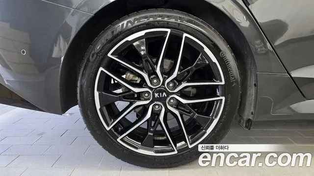 2020 Kia K5 3rd Gen 1.6 Turbo Sold VIN KNAG3412BLA022515 – rear exterior 2020 Kia K5 3rd Gen 1.6 Turbo Sold VIN KNAG3412BLA022515 – rear exterior