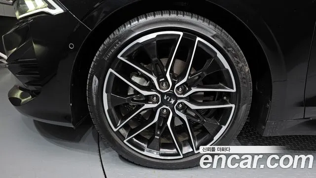 2021 Kia K5 3rd Gen 1.6 Turbo Sold VIN KNAG3412BMA133168 – exterior detail