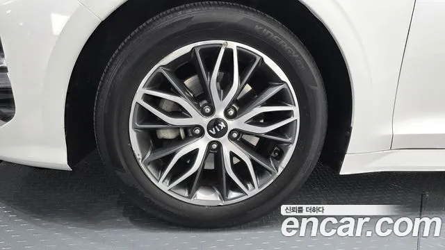 2020 Kia K5 3rd Gen 2.0 Sold VIN KNAG341ABLA004239 – trunk area 2020 Kia K5 3rd Gen 2.0 Sold VIN KNAG341ABLA004239 – trunk area