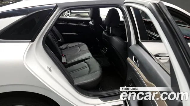 2020 Kia K5 Hybrid 3rd Gen Noblesse Sold VIN KNAG341JBLA003112 – side profile