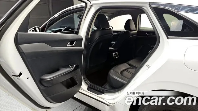 2020 Kia K5 3rd Gen 2.0 LPI(Renter car) Sold VIN KNAG541BBLA062927 – rear exterior