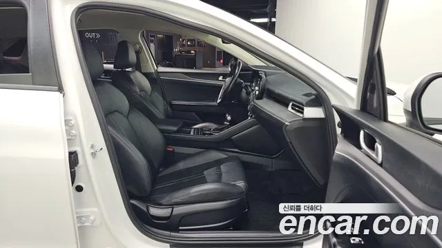 2021 Kia K5 3rd Gen 2.0 LPI(Renter car) Sold VIN KNAG541BBMA129987 – rear exterior