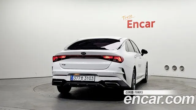 2021 Kia K5 3rd Gen 2.0 LPI(Renter car) Sold VIN KNAG541BBMA129987 – interior seats