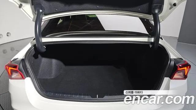 2021 Kia K5 Hybrid 3rd Gen Signature Sold VIN KNAG541JBMA013103 – photo 17