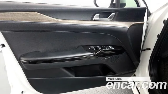 2020 Kia K5 3rd Gen 1.6 Turbo Sold VIN KNAG6412BLA041859 – exterior detail