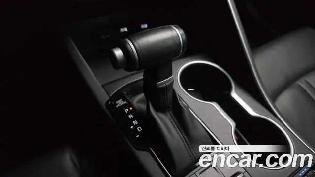 2021 Kia K5 3rd Gen 2.0 LPI(Renter car) Sold VIN KNAG741BBMA098592 – interior seats