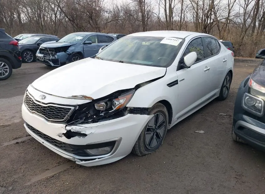 2013 KIA Optima Used VIN KNAGM4AD4D5062230 – trunk area 2013 KIA Optima Used VIN KNAGM4AD4D5062230 – trunk area