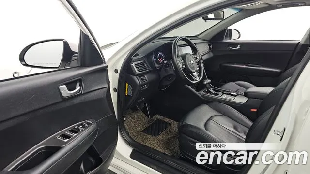 2018 Kia K5 2nd Gen 2.0 SX Sold VIN KNAGS411BJA238744 – trunk area
