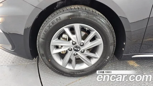 2019 Kia The New K5 2nd Gen 2.0 LPI Rental Car Sold VIN KNAGS416BKA264997 – trunk area 2019 Kia The New K5 2nd Gen 2.0 LPI Rental Car Sold VIN KNAGS416BKA264997 – trunk area