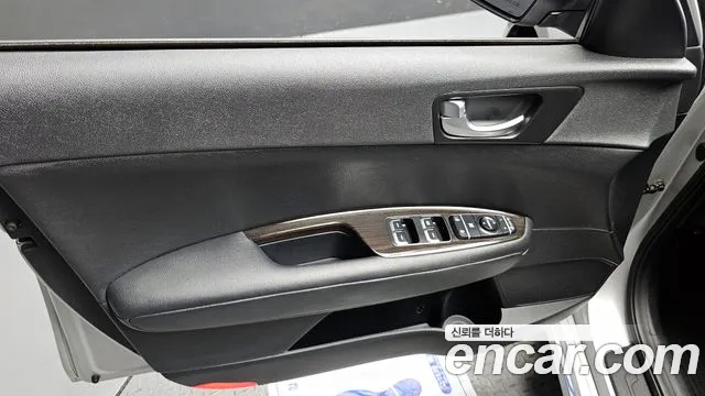 2018 Kia K5 2nd Gen 2.0 MX Sold VIN KNAGT411BJA182897 – exterior detail