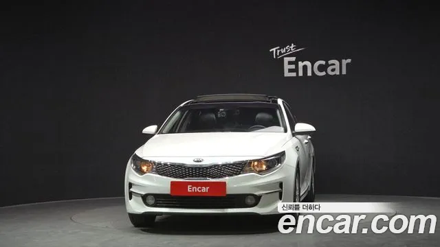 2018 Kia K5 2nd Gen LPI MX Sold VIN KNAGT416BJA197526 – trunk area