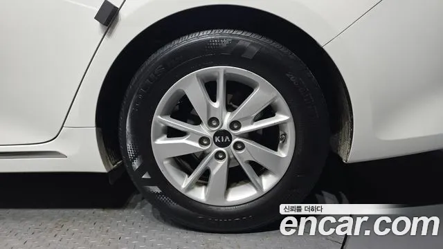 2018 Kia K5 2nd Gen LPI MX Sold VIN KNAGT416BJA197526 – photo 17