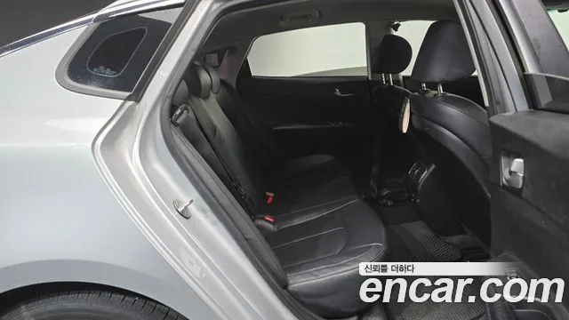 2018 Kia K5 2nd Gen LPI Taxi Sold VIN KNAGU416BJA225281 – odometer reading