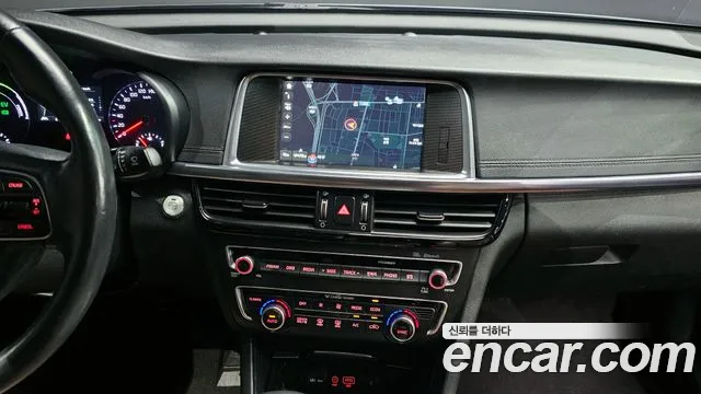 2017 Kia K5 Hybrid 2nd Gen Noblesse Sold VIN KNAGW41EBHA012192 – dashboard