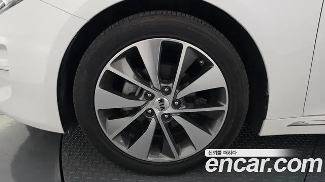 2017 Kia K5 2nd Gen 2.0 MX Sold VIN KNAGX411BHA146777 – photo 13