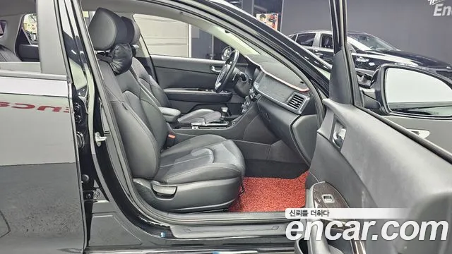2017 Kia K5 2nd Gen 2.0 SX Sold VIN KNAGX411BHA163053 – photo 14