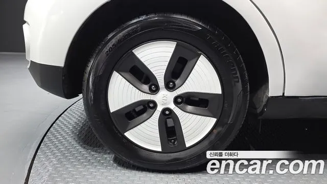 2018 Kia Soul EV EV VIN KNAJN81EFJK025967