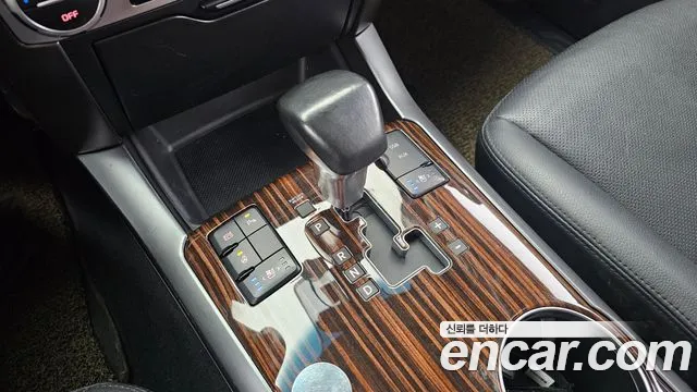 2019 Kia The New Mohave Diesel 3.0 4WD Sold VIN KNAKM814DKA191255 – interior seats