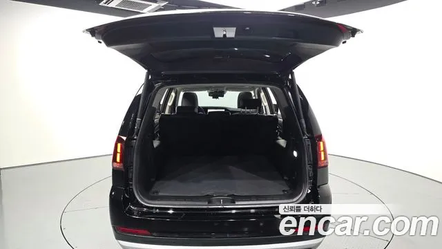 2020 Kia Mohave The Master Diesel 3.0 4WD 5-Seater Sold VIN KNAKM814DLA198844 – trunk area
