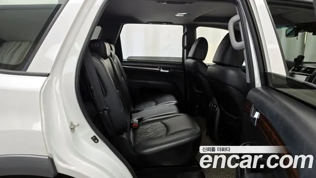 2018 Kia The New Mohave Diesel 3.0 4WD Sold VIN KNAKN814DJA177368 – rear exterior