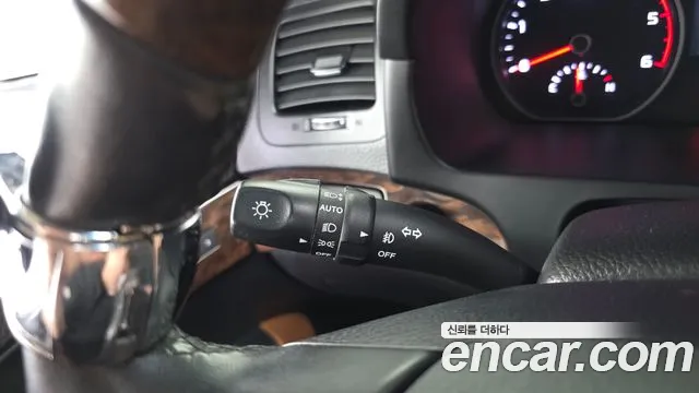 2018 Kia The New Mohave Diesel 3.0 4WD Sold VIN KNAKN814DJA180448 – trunk area