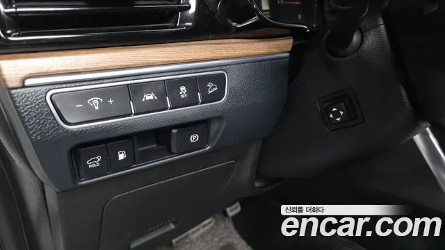 2020 Kia Mohave The Master Diesel 3.0 4wd 6-Seater Sold VIN KNAKN814DLA196924 – front exterior